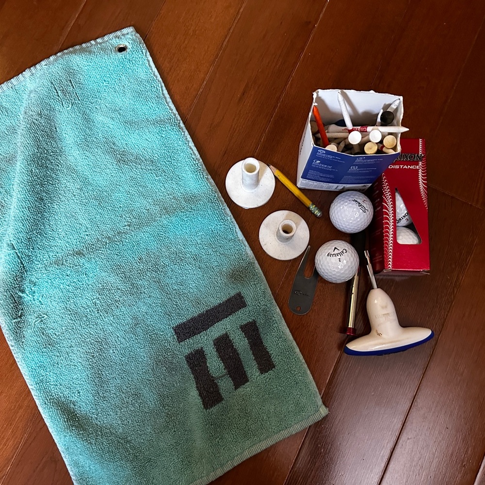 Golf Accessories Set tees, towel, balls, tools